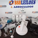 LOTE 429 - 01 LOTE C/VÁRIOS UTENSÍLIOS E ELETRÔNICOS DIVERSOS. (NO ESTADO) ATENÇÃO! FAZER A VISITAÇÃO ANTES DE ARREMATAR, NÃO SABEMOS SE FUNCIONA. LEILÃO NÃO TEM GARANTIA E NEM DEVOLUÇÃO, SUJEITO A POSSÍVEIS AVARIAS VISÍVEIS/OCULTAS E/OU AUSÊNCIA DE COMPONENTES.