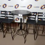 LOTE 472 - 01 MESA BISTRÔ C/04 BANQUETAS. (NO ESTADO) ATENÇÃO! FAZER A VISITAÇÃO ANTES DE ARREMATAR, NÃO SABEMOS SE FUNCIONA. LEILÃO NÃO TEM GARANTIA E NEM DEVOLUÇÃO, SUJEITO A POSSÍVEIS AVARIAS VISÍVEIS/OCULTAS E/OU AUSÊNCIA DE COMPONENTES.