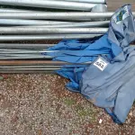 LOTE 553 - 01 TENDA SANFONADA C/LONA. (NO ESTADO) ATENÇÃO! FAZER A VISITAÇÃO ANTES DE ARREMATAR, NÃO SABEMOS SE FUNCIONA. LEILÃO NÃO TEM GARANTIA E NEM DEVOLUÇÃO, SUJEITO A POSSÍVEIS AVARIAS VISÍVEIS/OCULTAS E/OU AUSÊNCIA DE COMPONENTES.