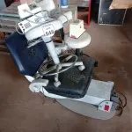 LOTE 548 - 01 CADEIRA DE DENTISTA E EQUIPAMENTOS ODONTOLÓGICOS DIVERSOS. (NO ESTADO) ATENÇÃO! FAZER A VISITAÇÃO ANTES DE ARREMATAR, NÃO SABEMOS SE FUNCIONA. LEILÃO NÃO TEM GARANTIA E NEM DEVOLUÇÃO, SUJEITO A POSSÍVEIS AVARIAS VISÍVEIS/OCULTAS E/OU AUSÊNCIA DE COMPONENTES.