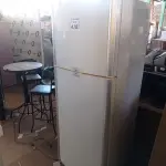 LOTE 478 - 01 GELADEIRA 220V MARCA BRASTEMP. (NO ESTADO) ATENÇÃO! FAZER A VISITAÇÃO ANTES DE ARREMATAR, NÃO SABEMOS SE FUNCIONA. LEILÃO NÃO TEM GARANTIA E NEM DEVOLUÇÃO, SUJEITO A POSSÍVEIS AVARIAS VISÍVEIS/OCULTAS E/OU AUSÊNCIA DE COMPONENTES.