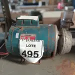 LOTE 495 - 01 BOMBA DE ÁGUA MARCA KOHLBACH. (NO ESTADO) ATENÇÃO! FAZER A VISITAÇÃO ANTES DE ARREMATAR, NÃO SABEMOS SE FUNCIONA. LEILÃO NÃO TEM GARANTIA E NEM DEVOLUÇÃO, SUJEITO A POSSÍVEIS AVARIAS VISÍVEIS/OCULTAS E/OU AUSÊNCIA DE COMPONENTES.