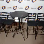 LOTE 531 - 01 MESA BISTRÔ C/04 BAQUETAS. (NO ESTADO) ATENÇÃO! FAZER A VISITAÇÃO ANTES DE ARREMATAR, NÃO SABEMOS SE FUNCIONA. LEILÃO NÃO TEM GARANTIA E NEM DEVOLUÇÃO, SUJEITO A POSSÍVEIS AVARIAS VISÍVEIS/OCULTAS E/OU AUSÊNCIA DE COMPONENTES.