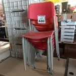 LOTE 430 - 01 LOTE C/APROXIMADAMENTE 10 CADEIRAS INFANTIS NA COR LARANJA. (NO ESTADO) ATENÇÃO! FAZER A VISITAÇÃO ANTES DE ARREMATAR, NÃO SABEMOS SE FUNCIONA. LEILÃO NÃO TEM GARANTIA E NEM DEVOLUÇÃO, SUJEITO A POSSÍVEIS AVARIAS VISÍVEIS/OCULTAS E/OU AUSÊNCIA DE COMPONENTES.