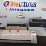 LOTE 498 - 01 IMPRESSORA SILHOUTE CAMEO E 01 IMPRESSORA EPSON. (NO ESTADO) ATENÇÃO! FAZER A VISITAÇÃO ANTES DE ARREMATAR, NÃO SABEMOS SE FUNCIONA. LEILÃO NÃO TEM GARANTIA E NEM DEVOLUÇÃO, SUJEITO A POSSÍVEIS AVARIAS VISÍVEIS/OCULTAS E/OU AUSÊNCIA DE COMPONENTES.