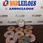 LOTE 016 - 10 DISCOS DE DESBASTE P/LIXADEIRA. (NO ESTADO) ATENÇÃO! FAZER A VISITAÇÃO ANTES DE ARREMATAR, NÃO SABEMOS SE FUNCIONA. LEILÃO NÃO TEM GARANTIA E NEM DEVOLUÇÃO, SUJEITO A POSSÍVEIS AVARIAS VISÍVEIS/OCULTAS E/OU AUSÊNCIA DE COMPONENTES.