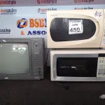 LOTE 450 - 01 TV DE TUBO MARCA PHILCO E 02 MICRO-ONDAS MARCAS CONSUL E PANASONIC S/PRATO. (NO ESTADO) ATENÇÃO! FAZER A VISITAÇÃO ANTES DE ARREMATAR, NÃO SABEMOS SE FUNCIONA. LEILÃO NÃO TEM GARANTIA E NEM DEVOLUÇÃO, SUJEITO A POSSÍVEIS AVARIAS VISÍVEIS/OCULTAS E/OU AUSÊNCIA DE COMPONENTES.