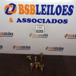 LOTE 035 - 05 REGISTROS PARA BANHEIRO DIVERSOS. (NO ESTADO) ATENÇÃO! FAZER A VISITAÇÃO ANTES DE ARREMATAR, NÃO SABEMOS SE FUNCIONA. LEILÃO NÃO TEM GARANTIA E NEM DEVOLUÇÃO, SUJEITO A POSSÍVEIS AVARIAS VISÍVEIS/OCULTAS E/OU AUSÊNCIA DE COMPONENTES.