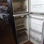 LOTE 479 - 01 GELADEIRA 220V MARCA BRASTEMP. (NO ESTADO) ATENÇÃO! FAZER A VISITAÇÃO ANTES DE ARREMATAR, NÃO SABEMOS SE FUNCIONA. LEILÃO NÃO TEM GARANTIA E NEM DEVOLUÇÃO, SUJEITO A POSSÍVEIS AVARIAS VISÍVEIS/OCULTAS E/OU AUSÊNCIA DE COMPONENTES.
