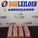 LOTE 208 - 04 MICROFONES SEMI PROFISSIONAL. (NO ESTADO) ATENÇÃO! FAZER A VISITAÇÃO ANTES DE ARREMATAR, NÃO SABEMOS SE FUNCIONA. LEILÃO NÃO TEM GARANTIA E NEM DEVOLUÇÃO, SUJEITO A POSSÍVEIS AVARIAS VISÍVEIS/OCULTAS E/OU AUSÊNCIA DE COMPONENTES.