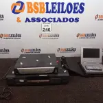 LOTE 246 - 01 DVD TOSHIBA, 01 DVD PORTÁTIL E 01 DVR 8 CANAIS. (NO ESTADO) ATENÇÃO! FAZER A VISITAÇÃO ANTES DE ARREMATAR, NÃO SABEMOS SE FUNCIONA. LEILÃO NÃO TEM GARANTIA E NEM DEVOLUÇÃO, SUJEITO A POSSÍVEIS AVARIAS VISÍVEIS/OCULTAS E/OU AUSÊNCIA DE COMPONENTES.