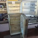 LOTE 166 - 01 GELADEIRA MARCA MABE 220V. (NO ESTADO) ATENÇÃO! FAZER A VISITAÇÃO ANTES DE ARREMATAR, NÃO SABEMOS SE FUNCIONA. LEILÃO NÃO TEM GARANTIA E NEM DEVOLUÇÃO, SUJEITO A POSSÍVEIS AVARIAS VISÍVEIS/OCULTAS E/OU AUSÊNCIA DE COMPONENTES.