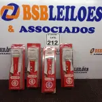 LOTE 212 - 04 MICROFONES SEMI PROFISSIONAL. (NO ESTADO) ATENÇÃO! FAZER A VISITAÇÃO ANTES DE ARREMATAR, NÃO SABEMOS SE FUNCIONA. LEILÃO NÃO TEM GARANTIA E NEM DEVOLUÇÃO, SUJEITO A POSSÍVEIS AVARIAS VISÍVEIS/OCULTAS E/OU AUSÊNCIA DE COMPONENTES.