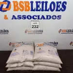 LOTE 232 - 06 PACOTES DE GRENETINA COM 4KG CADA (NOVO) (NO ESTADO) ATENÇÃO! FAZER A VISITAÇÃO ANTES DE ARREMATAR, NÃO SABEMOS SE FUNCIONA. LEILÃO NÃO TEM GARANTIA E NEM DEVOLUÇÃO, SUJEITO A POSSÍVEIS AVARIAS VISÍVEIS/OCULTAS E/OU AUSÊNCIA DE COMPONENTES.