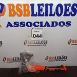 LOTE 044 - 01 MACHADO DESIGN ECONÔMICO DE 800G COM CABO EMBORRACHADO NA COR LARANJA\PRETO. (NO ESTADO) ATENÇÃO! FAZER A VISITAÇÃO ANTES DE ARREMATAR, NÃO SABEMOS SE FUNCIONA. LEILÃO NÃO TEM GARANTIA E NEM DEVOLUÇÃO, SUJEITO A POSSÍVEIS AVARIAS VISÍVEIS/OCULTAS E/OU AUSÊNCIA DE COMPONENTES.