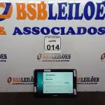 LOTE 014 - 01 TABLET MARCA POSITIVO YPY SEM CARREGADOR. (NO ESTADO) ATENÇÃO! FAZER A VISITAÇÃO ANTES DE ARREMATAR, NÃO SABEMOS SE FUNCIONA. LEILÃO NÃO TEM GARANTIA E NEM DEVOLUÇÃO, SUJEITO A POSSÍVEIS AVARIAS VISÍVEIS/OCULTAS E/OU AUSÊNCIA DE COMPONENTES.