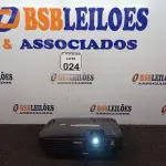 LOTE 024 - 01 PROJETOR MULTIMIDIA LCD MODELO H369A MARCA EPSON. (NO ESTADO) ATENÇÃO! FAZER A VISITAÇÃO ANTES DE ARREMATAR, NÃO SABEMOS SE FUNCIONA. LEILÃO NÃO TEM GARANTIA E NEM DEVOLUÇÃO, SUJEITO A POSSÍVEIS AVARIAS VISÍVEIS/OCULTAS E/OU AUSÊNCIA DE COMPONENTES.