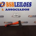 LOTE 100 - 01 MACHADO DESIGN ECONÔMICO DE 800G COM CABO EMBORRACHADO NA COR LARANJA\PRETO. (NO ESTADO) ATENÇÃO! FAZER A VISITAÇÃO ANTES DE ARREMATAR, NÃO SABEMOS SE FUNCIONA. LEILÃO NÃO TEM GARANTIA E NEM DEVOLUÇÃO, SUJEITO A POSSÍVEIS AVARIAS VISÍVEIS/OCULTAS E/OU AUSÊNCIA DE COMPONENTES.