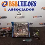 LOTE 001 - 01 LOTE COM 05 PLACAS MÃE, 02 COOLERS, 01 PLACA DE VÍDEO E 01 MEMÓRIA RAM DE 2GB. (NO ESTADO) ATENÇÃO! FAZER A VISITAÇÃO ANTES DE ARREMATAR, NÃO SABEMOS SE FUNCIONA. LEILÃO NÃO TEM GARANTIA E NEM DEVOLUÇÃO, SUJEITO A POSSÍVEIS AVARIAS VISÍVEIS/OCULTAS E/OU AUSÊNCIA DE COMPONENTES.