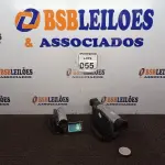 LOTE 055 - 02 CÂMERAS FILMADORAS, SENDO 01 MARCA PANASONIC SEM BATERIA E 01 MARCA SONY COM BATERIA. (NO ESTADO) ATENÇÃO! FAZER A VISITAÇÃO ANTES DE ARREMATAR, NÃO SABEMOS SE FUNCIONA. LEILÃO NÃO TEM GARANTIA E NEM DEVOLUÇÃO, SUJEITO A POSSÍVEIS AVARIAS VISÍVEIS/OCULTAS E/OU AUSÊNCIA DE COMPONENTES.