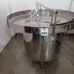 LOTE 003 - 01 MESA ALIMENTADORA DE GARRAFAS ROTATIVA 1,4M DIÂMETRO MILA INOX. (NO ESTADO) ATENÇÃO! FAZER A VISITAÇÃO ANTES DE ARREMATAR, NÃO SABEMOS SE FUNCIONA. LEILÃO NÃO TEM GARANTIA E NEM DEVOLUÇÃO, SUJEITO A POSSÍVEIS AVARIAS VISÍVEIS/OCULTAS E/OU AUSÊNCIA DE COMPONENTES.