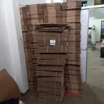 LOTE 055 - 01 LOTE COM VÁRIAS CAIXAS EM PAPELÃO MEDINDO 27X29X9 (NO ESTADO) ATENÇÃO! FAZER A VISITAÇÃO ANTES DE ARREMATAR, NÃO SABEMOS SE FUNCIONA. LEILÃO NÃO TEM GARANTIA E NEM DEVOLUÇÃO, SUJEITO A POSSÍVEIS AVARIAS VISÍVEIS/OCULTAS E/OU AUSÊNCIA DE COMPONENTES.