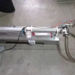 LOTE 009 - 01 ENVASA DOURA DE 01 BICO CENTRO 100 ML A 1 LITRO. (NO ESTADO) ATENÇÃO! FAZER A VISITAÇÃO ANTES DE ARREMATAR, NÃO SABEMOS SE FUNCIONA. LEILÃO NÃO TEM GARANTIA E NEM DEVOLUÇÃO, SUJEITO A POSSÍVEIS AVARIAS VISÍVEIS/OCULTAS E/OU AUSÊNCIA DE COMPONENTES.