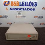 LOTE 097 - 01 CAIXA REGISTRADORA MARCA BEMATECH. (NO ESTADO) ATENÇÃO! FAZER A VISITAÇÃO ANTES DE ARREMATAR, NÃO SABEMOS SE FUNCIONA. LEILÃO NÃO TEM GARANTIA E NEM DEVOLUÇÃO, SUJEITO A POSSÍVEIS AVARIAS VISÍVEIS/OCULTAS E/OU AUSÊNCIA DE COMPONENTES.