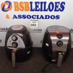 LOTE 092 - 02 AIR FRYER COM AVARIAS. (NO ESTADO) ATENÇÃO! FAZER A VISITAÇÃO ANTES DE ARREMATAR, NÃO SABEMOS SE FUNCIONA. LEILÃO NÃO TEM GARANTIA E NEM DEVOLUÇÃO, SUJEITO A POSSÍVEIS AVARIAS VISÍVEIS/OCULTAS E/OU AUSÊNCIA DE COMPONENTES.
