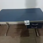 LOTE 036 - 01 MESA PARA ESCRITÓRIO. (NO ESTADO) ATENÇÃO! FAZER A VISITAÇÃO ANTES DE ARREMATAR, NÃO SABEMOS SE FUNCIONA. LEILÃO NÃO TEM GARANTIA E NEM DEVOLUÇÃO, SUJEITO A POSSÍVEIS AVARIAS VISÍVEIS/OCULTAS E/OU AUSÊNCIA DE COMPONENTES.