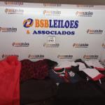 LOTE 010 - 06 FANTASIAS DIVERSAS, 04 CAPAS E 01 COLETE AVULSO. (NOVO) (NO ESTADO) ATENÇÃO! FAZER A VISITAÇÃO ANTES DE ARREMATAR, NÃO SABEMOS SE FUNCIONA. LEILÃO NÃO TEM GARANTIA E NEM DEVOLUÇÃO, SUJEITO A POSSÍVEIS AVARIAS VISÍVEIS/OCULTAS E/OU AUSÊNCIA DE COMPONENTES.