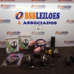LOTE 020 - 13 FONES DE OUVIDO MARCAS E MODELOS DIVERSOS. (NO ESTADO) ATENÇÃO! FAZER A VISITAÇÃO ANTES DE ARREMATAR, NÃO SABEMOS SE FUNCIONA. LEILÃO NÃO TEM GARANTIA E NEM DEVOLUÇÃO, SUJEITO A POSSÍVEIS AVARIAS VISÍVEIS/OCULTAS E/OU AUSÊNCIA DE COMPONENTES.