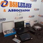 LOTE 041 - 01 TV BOX USB 2.0, 01 RÁDIO RELÓGIO, 01 GPS TOMTOM, 01 MONITOR/TV LCD DIGITAL E 01 DVD/PLAYER COM CARREGADOR MARCA SONY. (NO ESTADO) ATENÇÃO! FAZER A VISITAÇÃO ANTES DE ARREMATAR, NÃO SABEMOS SE FUNCIONA. LEILÃO NÃO TEM GARANTIA E NEM DEVOLUÇÃO, SUJEITO A POSSÍVEIS AVARIAS VISÍVEIS/OCULTAS E/OU AUSÊNCIA DE COMPONENTES.