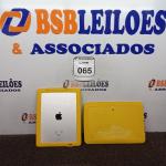 LOTE 065 - 01 TABLET MARCA POSITIVO E 01 IPAD 64GB APPLE AMBOS SEM CARREGADOR.  NO ESTADO) ATENÇÃO! FAZER A VISITAÇÃO ANTES DE ARREMATAR, NÃO SABEMOS SE FUNCIONA. LEILÃO NÃO TEM GARANTIA E NEM DEVOLUÇÃO, SUJEITO A POSSÍVEIS AVARIAS VISÍVEIS/OCULTAS E/OU AUSÊNCIA DE COMPONENTES.
