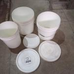 LOTE 024 - 03 BALDES ALIMENTÍCIOS DE 18 E 30 L. (NO ESTADO) ATENÇÃO! FAZER A VISITAÇÃO ANTES DE ARREMATAR, NÃO SABEMOS SE FUNCIONA. LEILÃO NÃO TEM GARANTIA E NEM DEVOLUÇÃO, SUJEITO A POSSÍVEIS AVARIAS VISÍVEIS/OCULTAS E/OU AUSÊNCIA DE COMPONENTES.