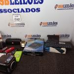 LOTE 032 - 05 CAIXINHAS DE SOM, 05 CARREGADORES PORTÁTIL, 03 MP3 USB, 01 GPS, 01 SECRETÁRIA ELETRÔNICA MARCA PANASONIC, 01 APARELHO DE MEDIR GLICEMIA E 01 MINI TECLADO DOBRÁVEL PORTÁTIL. (NO ESTADO) ATENÇÃO! FAZER A VISITAÇÃO ANTES DE ARREMATAR, NÃO SABEMOS SE FUNCIONA. LEILÃO NÃO TEM GARANTIA E NEM DEVOLUÇÃO, SUJEITO A POSSÍVEIS AVARIAS VISÍVEIS/OCULTAS E/OU AUSÊNCIA DE COMPONENTES.