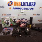 LOTE 020 - 13 FONES DE OUVIDO MARCAS E MODELOS DIVERSOS. (NO ESTADO) ATENÇÃO! FAZER A VISITAÇÃO ANTES DE ARREMATAR, NÃO SABEMOS SE FUNCIONA. LEILÃO NÃO TEM GARANTIA E NEM DEVOLUÇÃO, SUJEITO A POSSÍVEIS AVARIAS VISÍVEIS/OCULTAS E/OU AUSÊNCIA DE COMPONENTES.