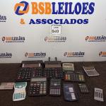 LOTE 040 - 11 CALCULADORAS DIVERSAS, 05 MAQUINAS FOTOGRÁFICAS ANALÓGICAS E 01 DIGITAL. (NO ESTADO) ATENÇÃO! FAZER A VISITAÇÃO ANTES DE ARREMATAR, NÃO SABEMOS SE FUNCIONA. LEILÃO NÃO TEM GARANTIA E NEM DEVOLUÇÃO, SUJEITO A POSSÍVEIS AVARIAS VISÍVEIS/OCULTAS E/OU AUSÊNCIA DE COMPONENTES.