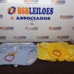 LOTE 002 - 02 FANTASIAS DE PRINCESA COM 02 TIARAS. (NOVO) (NO ESTADO) ATENÇÃO! FAZER A VISITAÇÃO ANTES DE ARREMATAR, NÃO SABEMOS SE FUNCIONA. LEILÃO NÃO TEM GARANTIA E NEM DEVOLUÇÃO, SUJEITO A POSSÍVEIS AVARIAS VISÍVEIS/OCULTAS E/OU AUSÊNCIA DE COMPONENTES.