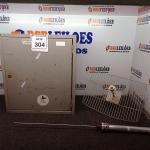 LOTE 304 - 01 QUADRO ELÉTRICO E 01 ANTENA VIA A RÁDIO.  (NO ESTADO) ATENÇÃO! FAZER A VISITAÇÃO ANTES DE ARREMATAR, NÃO SABEMOS SE FUNCIONA. LEILÃO NÃO TEM GARANTIA E NEM DEVOLUÇÃO, SUJEITO A POSSÍVEIS AVARIAS VISÍVEIS/OCULTAS E/OU AUSÊNCIA DE COMPONENTES.
