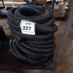 LOTE 227 - 02 ROLOS DE MANGUEIRA CORRUGADA NA COR PRETA.  (NO ESTADO) ATENÇÃO! FAZER A VISITAÇÃO ANTES DE ARREMATAR, NÃO SABEMOS SE FUNCIONA. LEILÃO NÃO TEM GARANTIA E NEM DEVOLUÇÃO, SUJEITO A POSSÍVEIS AVARIAS VISÍVEIS/OCULTAS E/OU AUSÊNCIA DE COMPONENTES.