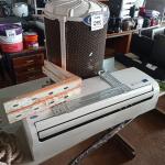 LOTE 265 -  01 AR CONDICIONADO SEM CONTROLE MARCA CARRIER 18.000 BTUS. (NO ESTADO) ATENÇÃO! FAZER A VISITAÇÃO ANTES DE ARREMATAR, NÃO SABEMOS SE FUNCIONA. LEILÃO NÃO TEM GARANTIA E NEM DEVOLUÇÃO, SUJEITO A POSSÍVEIS AVARIAS VISÍVEIS/OCULTAS E/OU AUSÊNCIA DE COMPONENTES.