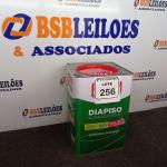 LOTE 256 - 01 LATA DE TINTA IQUINE DIA PISO NA COR AZUL PROFUNDO 18 L. (NO ESTADO) ATENÇÃO! FAZER A VISITAÇÃO ANTES DE ARREMATAR, NÃO SABEMOS SE FUNCIONA. LEILÃO NÃO TEM GARANTIA E NEM DEVOLUÇÃO, SUJEITO A POSSÍVEIS AVARIAS VISÍVEIS/OCULTAS E/OU AUSÊNCIA DE COMPONENTES.
