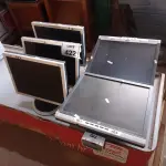 LOTE 422 - 09 MONITORES MODELOS DIVERSOS COM AVARIAS (NO ESTADO) ATENÇÃO! FAZER A VISITAÇÃO ANTES DE ARREMATAR, NÃO SABEMOS SE FUNCIONA. LEILÃO NÃO TEM GARANTIA E NEM DEVOLUÇÃO, SUJEITO A POSSÍVEIS AVARIAS VISÍVEIS/OCULTAS E/OU AUSÊNCIA DE COMPONENTES.
