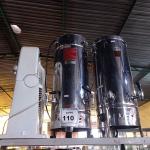 LOTE 110 - 02 CAFETEIRAS EM INOX E 01 VENTILADOR. (NO ESTADO) ATENÇÃO! FAZER A VISITAÇÃO ANTES DE ARREMATAR, NÃO SABEMOS SE FUNCIONA. LEILÃO NÃO TEM GARANTIA E NEM DEVOLUÇÃO, SUJEITO A POSSÍVEIS AVARIAS VISÍVEIS/OCULTAS E/OU AUSÊNCIA DE COMPONENTES.