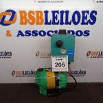 LOTE 205 - 01 BOMBA PRESSURIZADORA MARCA SYLLENTE. (NO ESTADO) ATENÇÃO! FAZER A VISITAÇÃO ANTES DE ARREMATAR, NÃO SABEMOS SE FUNCIONA. LEILÃO NÃO TEM GARANTIA E NEM DEVOLUÇÃO, SUJEITO A POSSÍVEIS AVARIAS VISÍVEIS/OCULTAS E/OU AUSÊNCIA DE COMPONENTES.