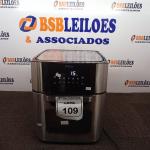 LOTE 109 - 01 FRITADEIRA A AR E FORNO 4 EM 1 MARCA PHILCO 220V COM AVARIAS.  (NO ESTADO) ATENÇÃO! FAZER A VISITAÇÃO ANTES DE ARREMATAR, NÃO SABEMOS SE FUNCIONA. LEILÃO NÃO TEM GARANTIA E NEM DEVOLUÇÃO, SUJEITO A POSSÍVEIS AVARIAS VISÍVEIS/OCULTAS E/OU AUSÊNCIA DE COMPONENTES.