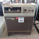 LOTE 347 - 01 CONDICIONADOR DE AR MODELO 1750 MARCA ENXUTA. (NO ESTADO) ATENÇÃO! FAZER A VISITAÇÃO ANTES DE ARREMATAR, NÃO SABEMOS SE FUNCIONA. LEILÃO NÃO TEM GARANTIA E NEM DEVOLUÇÃO, SUJEITO A POSSÍVEIS AVARIAS VISÍVEIS/OCULTAS E/OU AUSÊNCIA DE COMPONENTES.