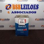 LOTE 235 - 01 LATA DE TINTA IQUINE DIATEX BASE P 18 L. (NO ESTADO) ATENÇÃO! FAZER A VISITAÇÃO ANTES DE ARREMATAR, NÃO SABEMOS SE FUNCIONA. LEILÃO NÃO TEM GARANTIA E NEM DEVOLUÇÃO, SUJEITO A POSSÍVEIS AVARIAS VISÍVEIS/OCULTAS E/OU AUSÊNCIA DE COMPONENTES.