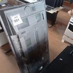 LOTE 351 -  01 TV LG 42”. (NO ESTADO) ATENÇÃO! FAZER A VISITAÇÃO ANTES DE ARREMATAR, NÃO SABEMOS SE FUNCIONA. LEILÃO NÃO TEM GARANTIA E NEM DEVOLUÇÃO, SUJEITO A POSSÍVEIS AVARIAS VISÍVEIS/OCULTAS E/OU AUSÊNCIA DE COMPONENTES.